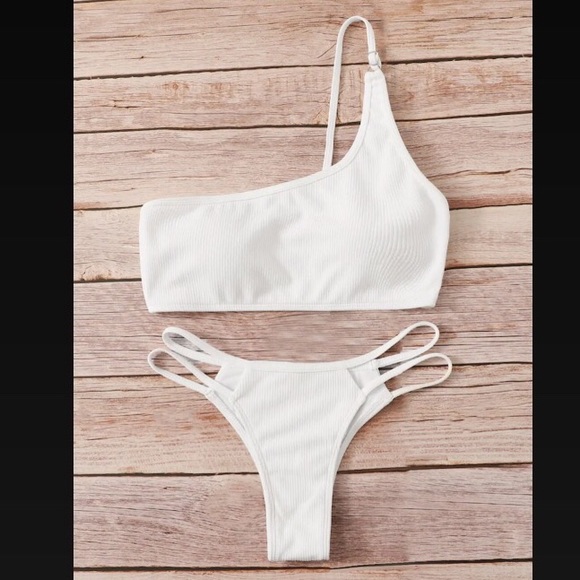 ‫NWT SHEIN White One Shoulder Bikini - Picture 1 of 5